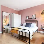 Beautiful Studio In Bayswater