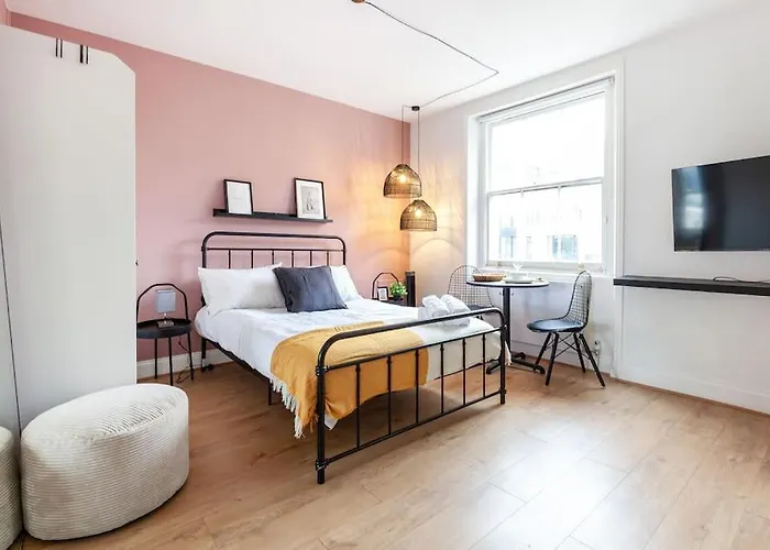 Beautiful Studio In Bayswater